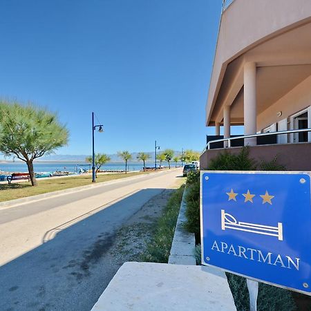 נין Apartments Clara מראה חיצוני תמונה