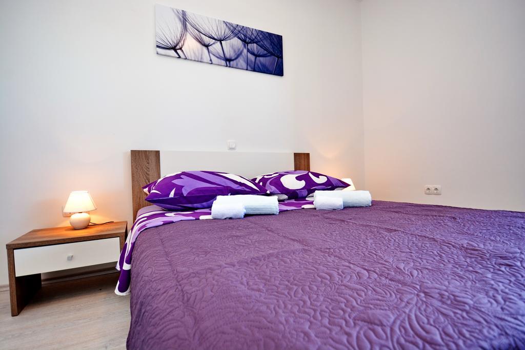 נין Apartments Clara מראה חיצוני תמונה